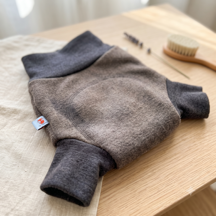 Shadow Grey / Small