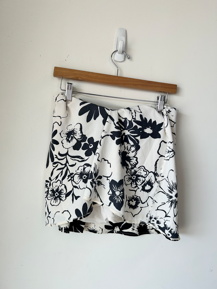 Abercrombie & Fitch Short Skirt Size Small