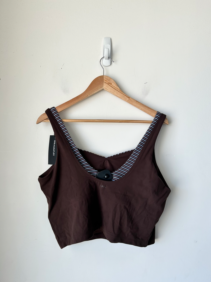 Athletic Top Size Extra Large