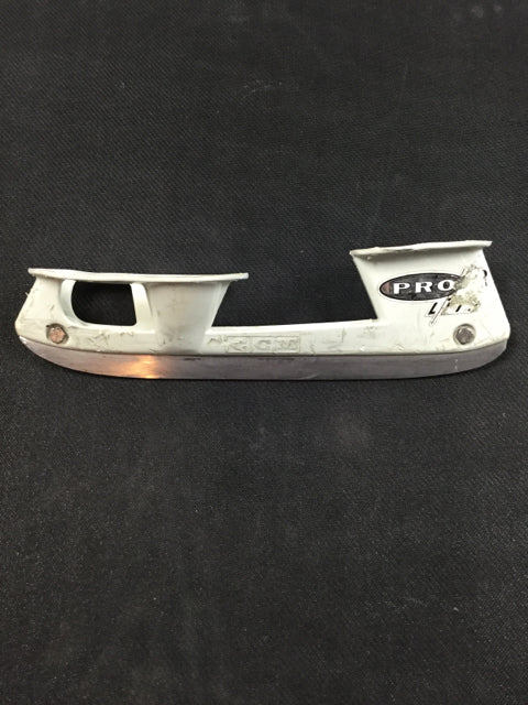 CCM Right Pro 3 Lite Size 247 Used Hockey Skate Holder