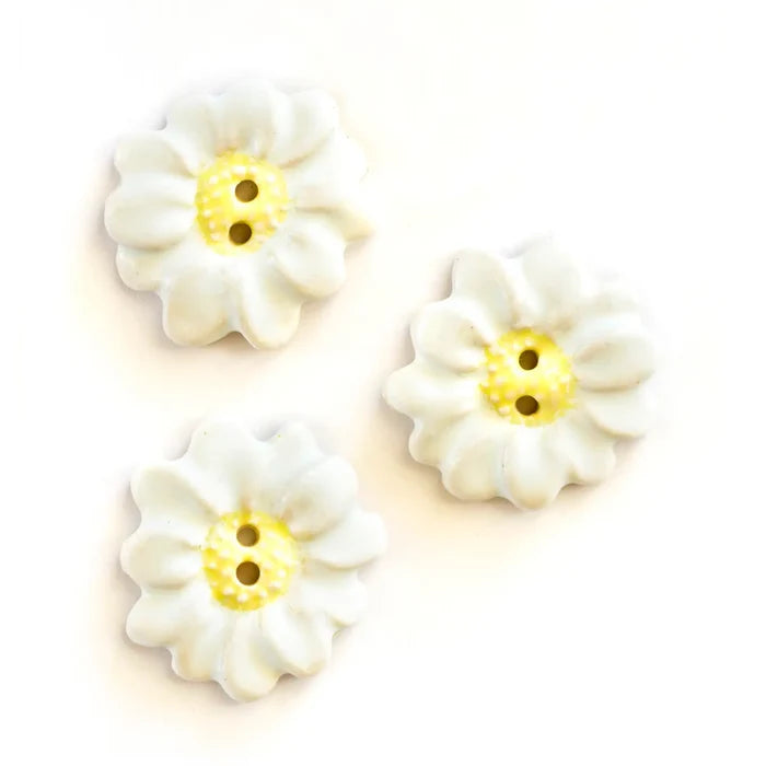 L101 Daisy Buttons