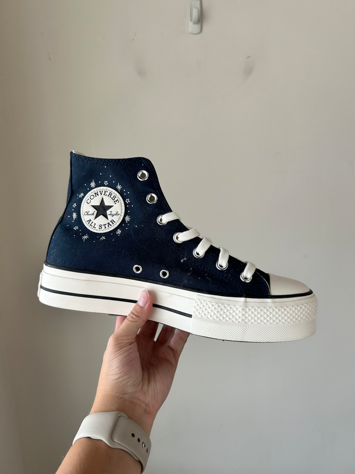 Converse Casual Shoes Womens 9