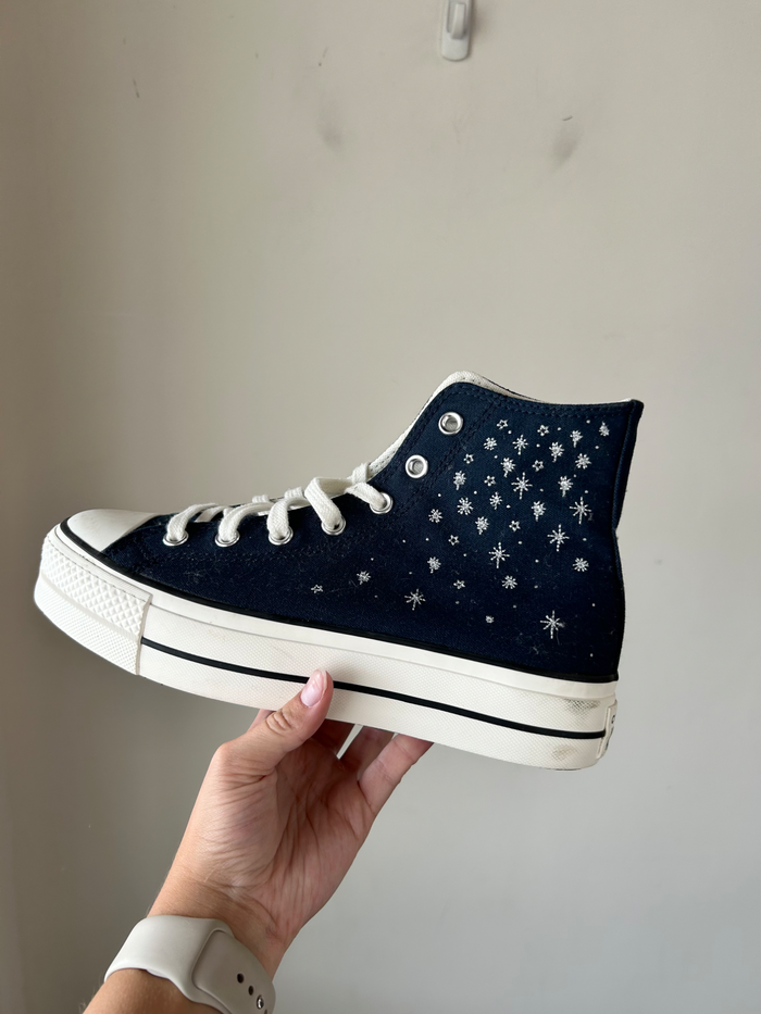 Converse Casual Shoes Womens 9