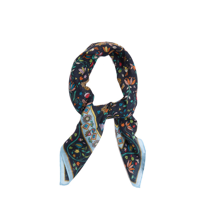 Drake's Polka Dot Print Pocket Square in Navy