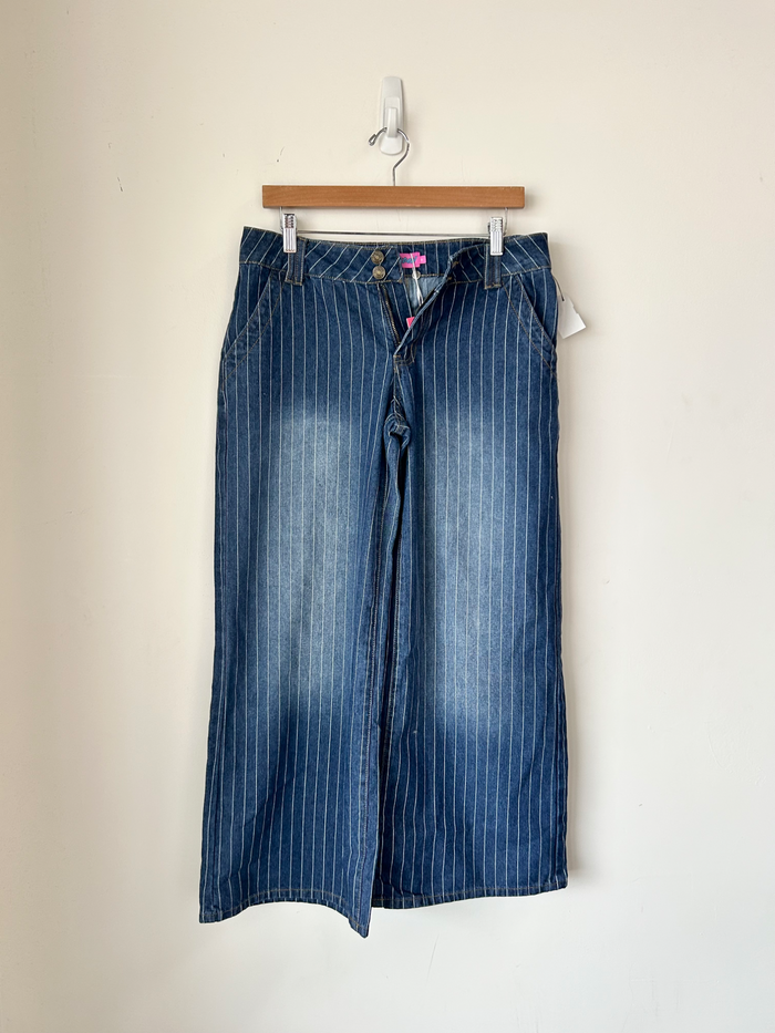 Edikted Denim Size Medium