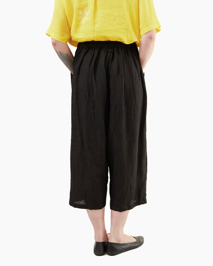 Guptiha Linen Gauze Pants in Black
