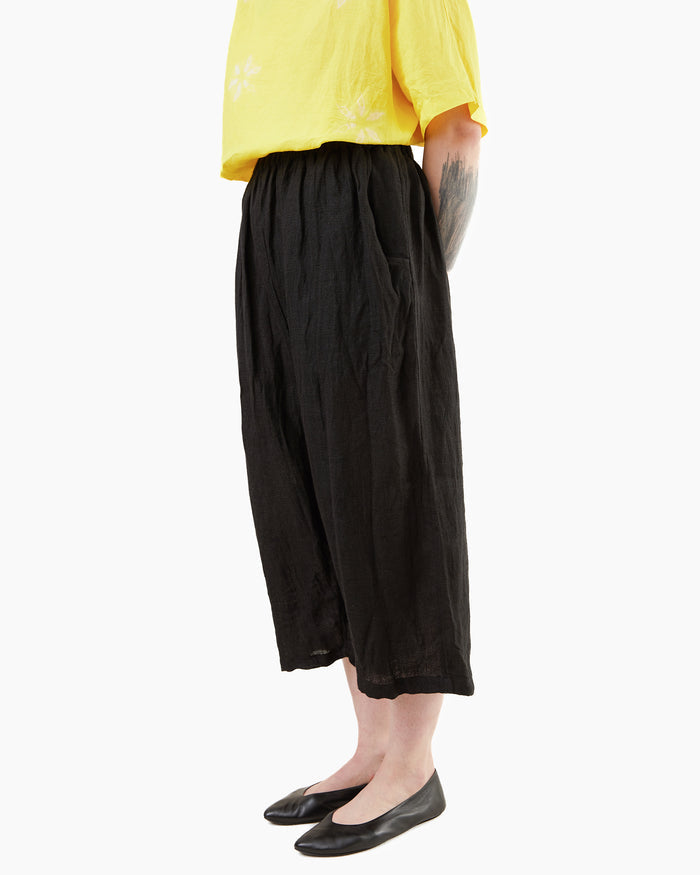 Guptiha Linen Gauze Pants in Black