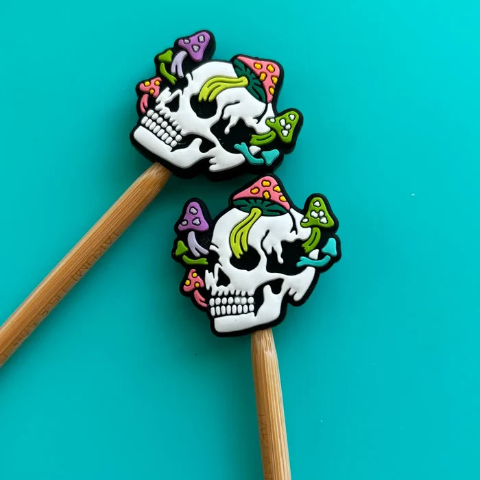 Skull & Mushrooms