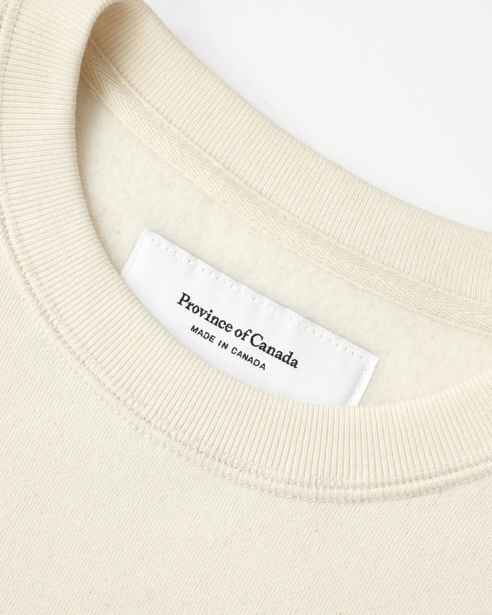 Made in Canada Fleece Les Vacances Sweatshirt Cream - Unisex - Province of Canada