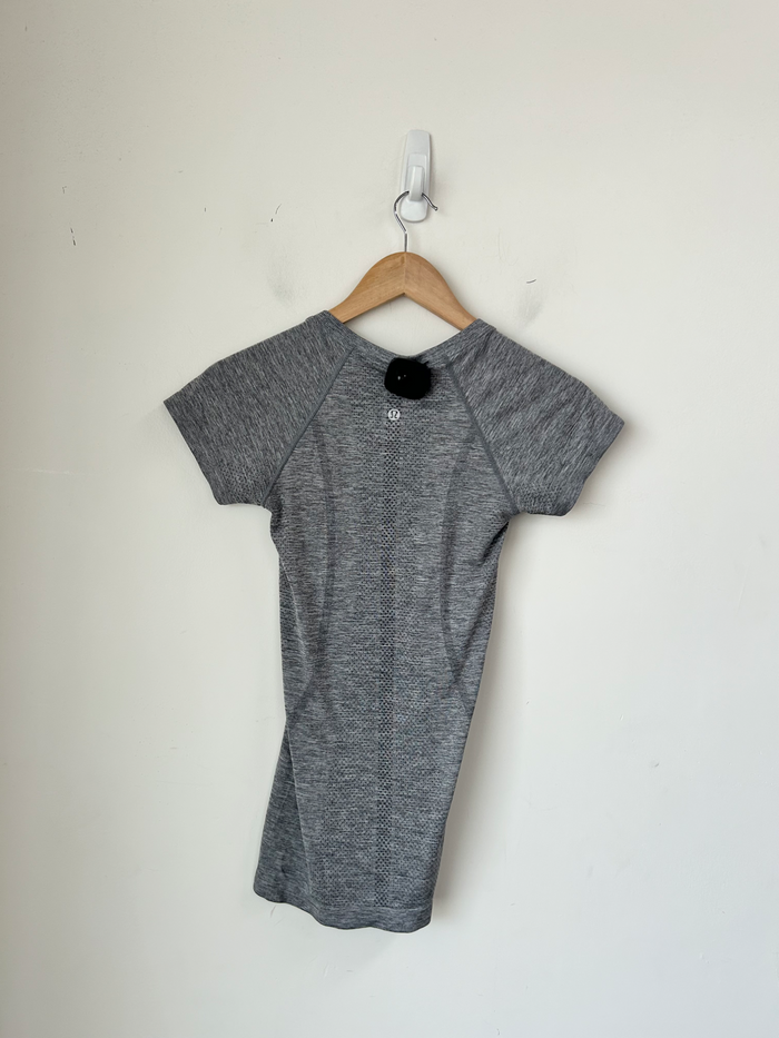 Lululemon Athletic Top Size Small