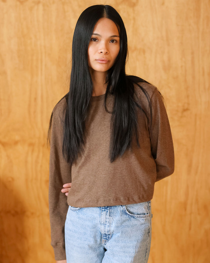 Made in Canada 100% Organic Cotton Monday Long Sleeve Crop Tee Heather Brown - Unisex - Province of Canada