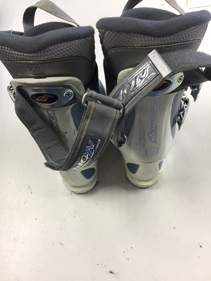 Nordica Olympia Beast X10 Blue/White Size 275mm Used Downhill Ski Boots