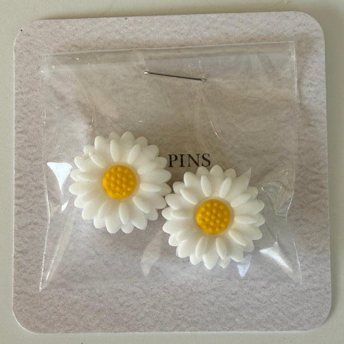 Daisies-white