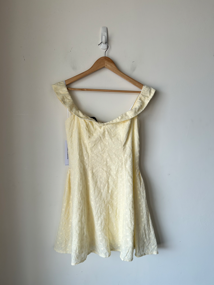Princess Polly Dress Size Large