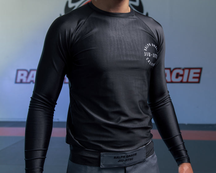 RG Emblem Long Sleeve Rashguard - Black