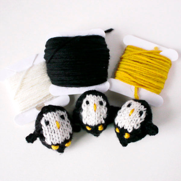 Tiny Penguin (Knits 3)
