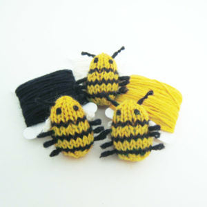 Tiny Bee (Knits 3)
