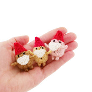 Tiny Gnaked Gnomes (Knits 3)